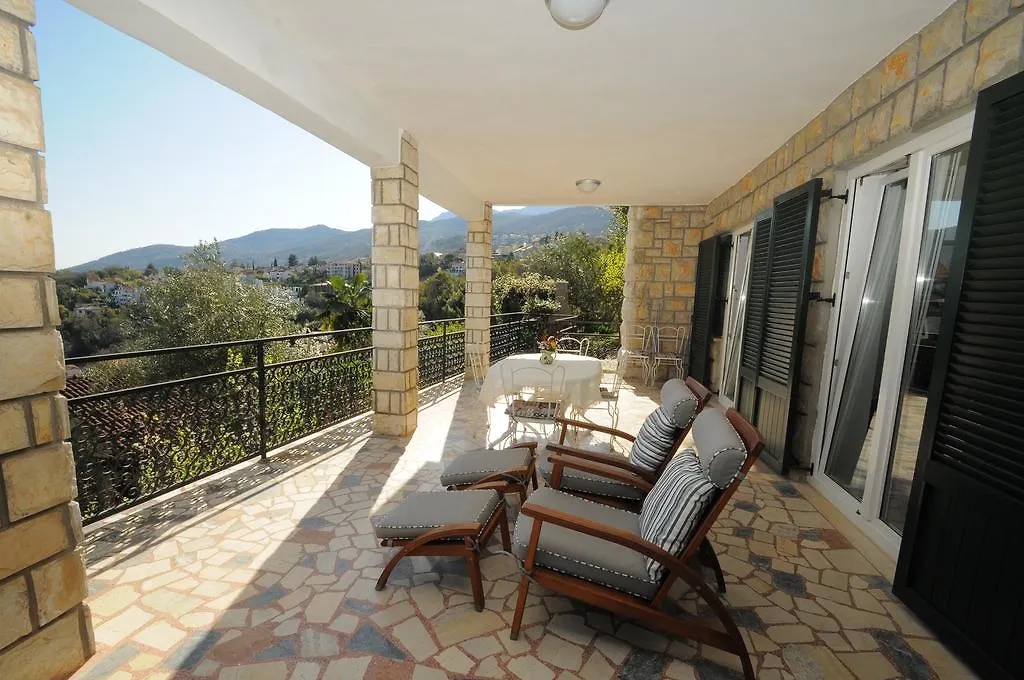 Apartment Kisic 3 Ičići Kroatië